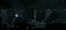 Image de Sam et Dean dans un cimetière