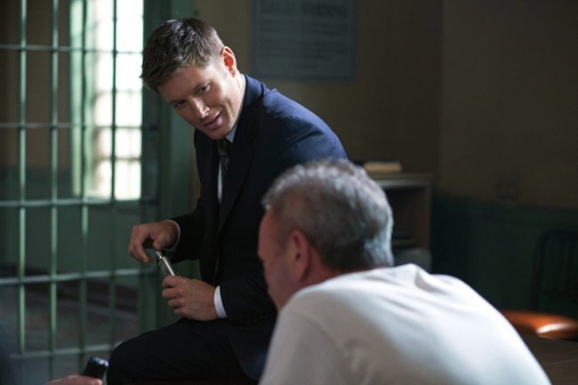 Dean (Jensen Ackles) en pleine discussion